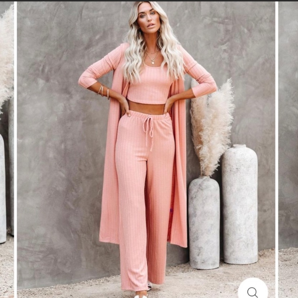 Vici Pismo Ribbed Knit Set